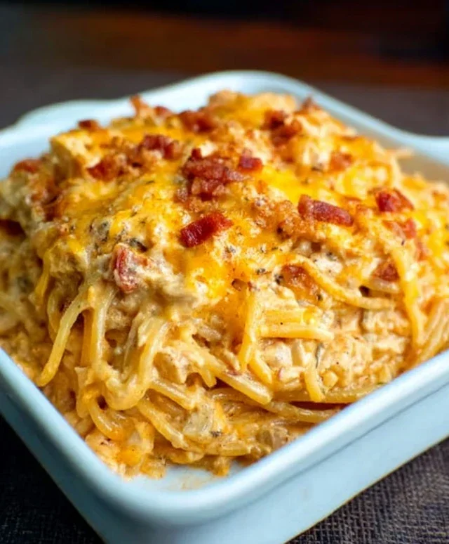 Spicy Southern Cheesy Chicken Spaghetti Casserole