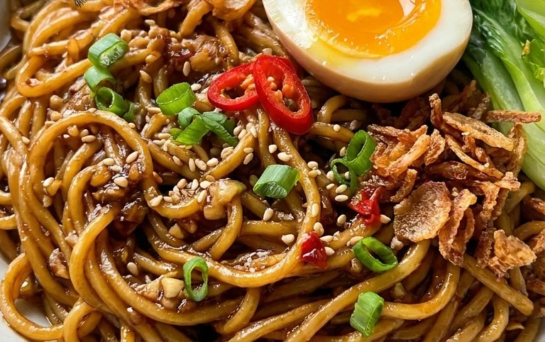 Easy Saucy Ramen Noodles